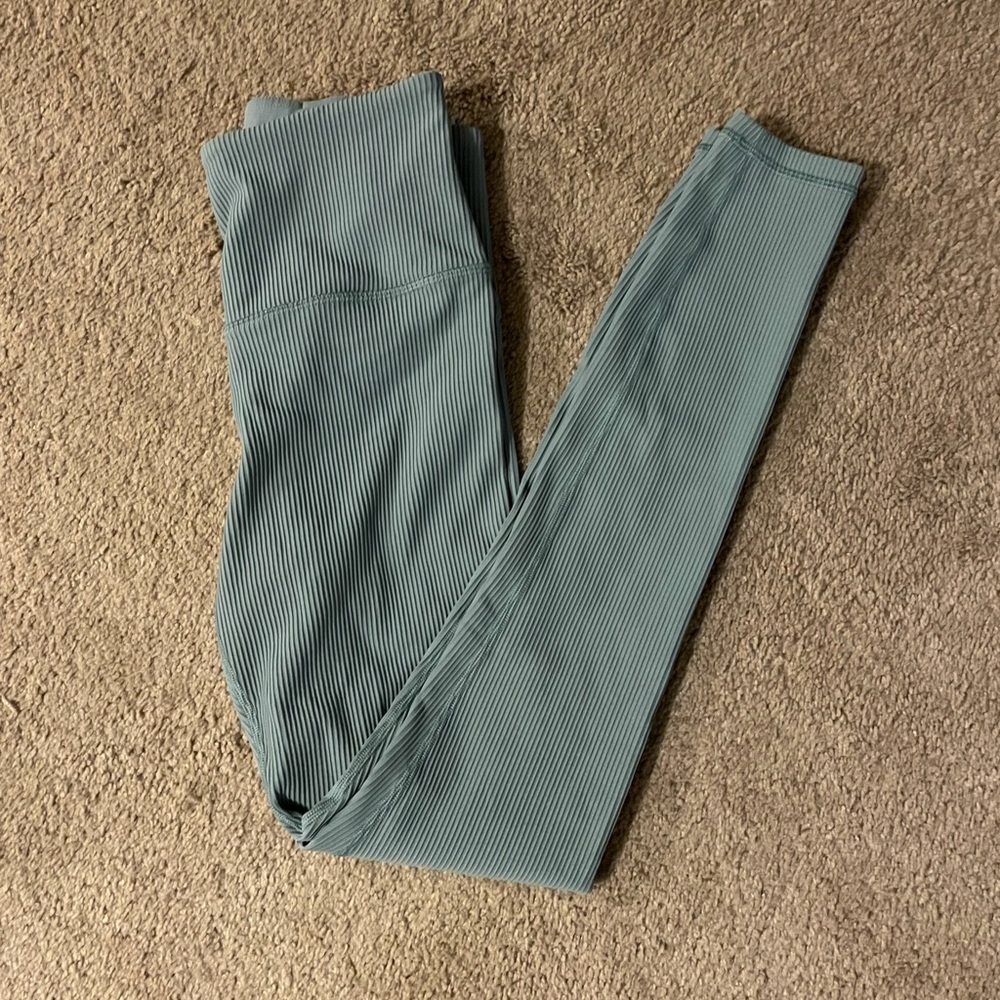Athleta Ribbed Minimalistic Grey Leggings